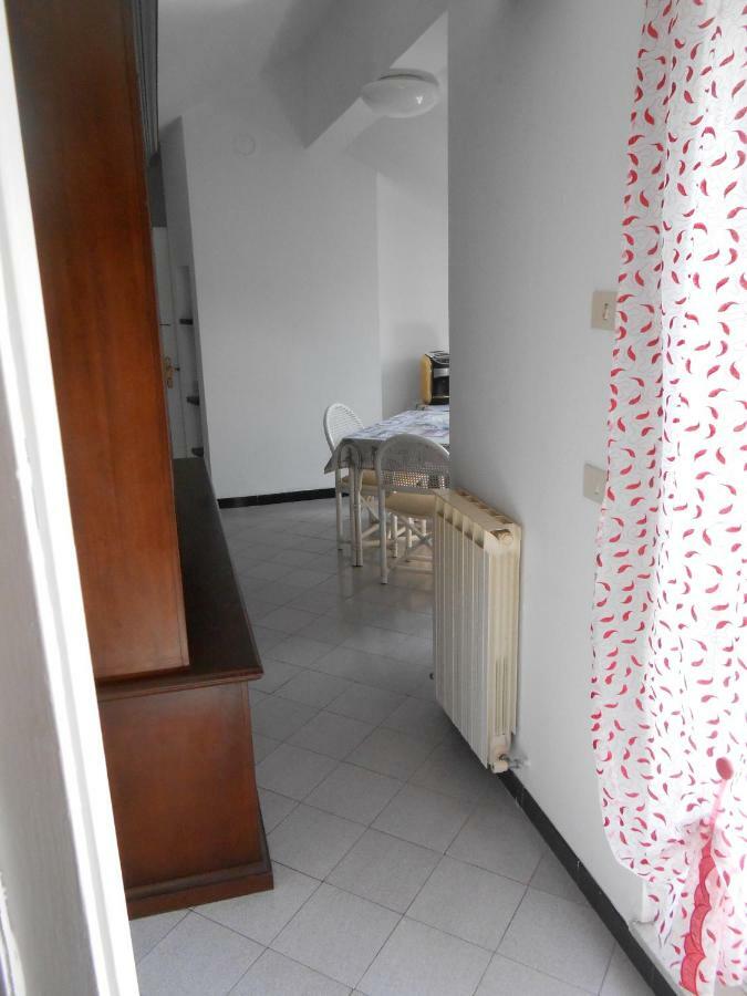La Mansardina Apartamento Vezzi Portio Exterior foto